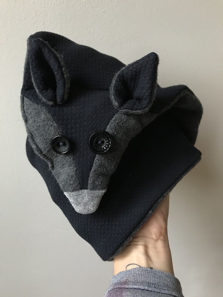Vegan fox scarf for Women - Grey & Blue - Detail